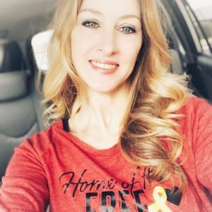 Meet your Posher, Crystal